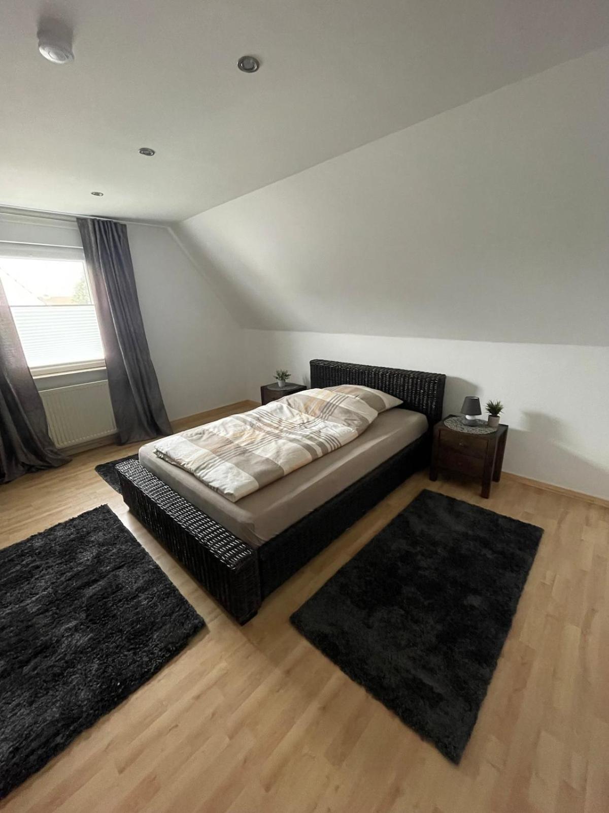 Appartement Am Stadtrand Von Minden エクステリア 写真